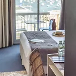 Logis Le Calluna Restaurant La Flottille Hotel 3*