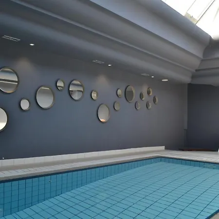 Logis Le Calluna Restaurant La Flottille Hotell 3*