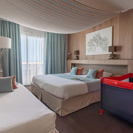Logis Le Calluna Restaurant La Flottille Hotell 3*