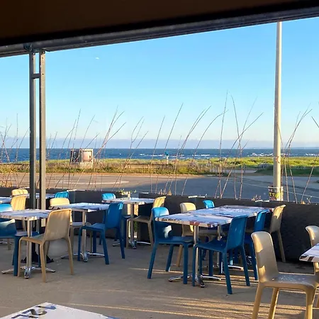 Hotel Logis Le Calluna Restaurant La Flottille 3*