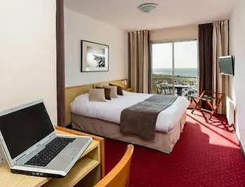Logis Le Calluna Restaurant La Flottille Hotell 3*