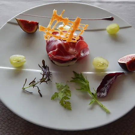 Logis Le Calluna Restaurant La Flottille