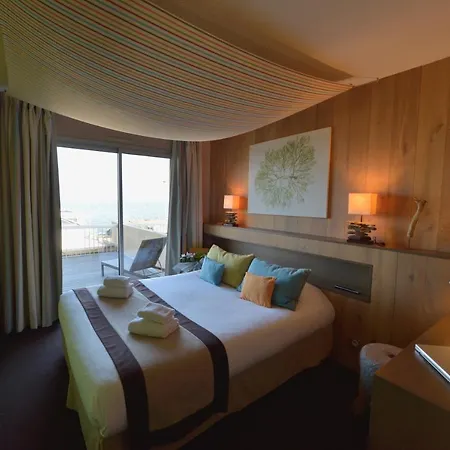 Logis Le Calluna Restaurant La Flottille Hotell