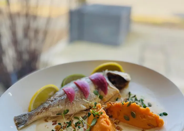 Hotel Logis Le Calluna Restaurant La Flottille