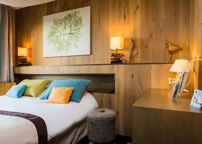 Logis Le Calluna Restaurant La Flottille 3* Prefailles