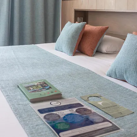 Logis Le Calluna Restaurant La Flottille Hotel Préfailles