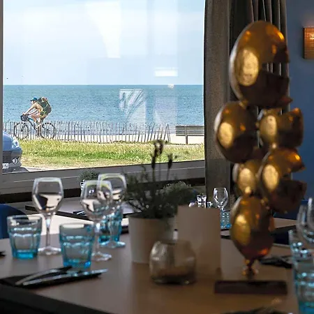 Logis Le Calluna Restaurant La Flottille Hotel Préfailles