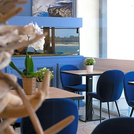 Logis Le Calluna Restaurant La Flottille Hotel 3*