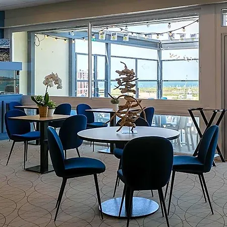 Logis Le Calluna Restaurant La Flottille 3* 프레파이유