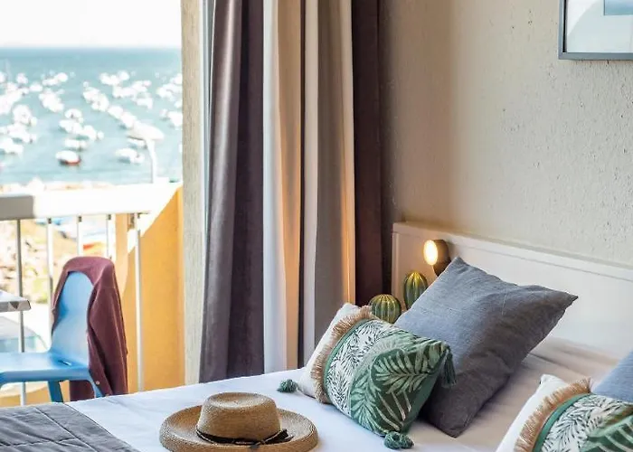 فندق Logis Le Calluna Restaurant La Flottille Préfailles