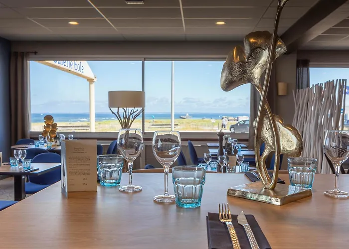 Logis Restaurant Le Calluna Hotel 3*