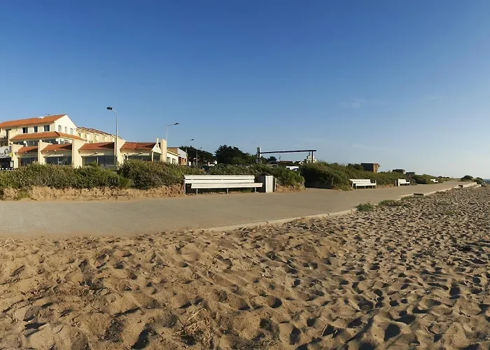 Logis Le Calluna Restaurant La Flottille 3*