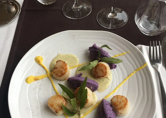 Hotel Logis Restaurant Le Calluna Préfailles